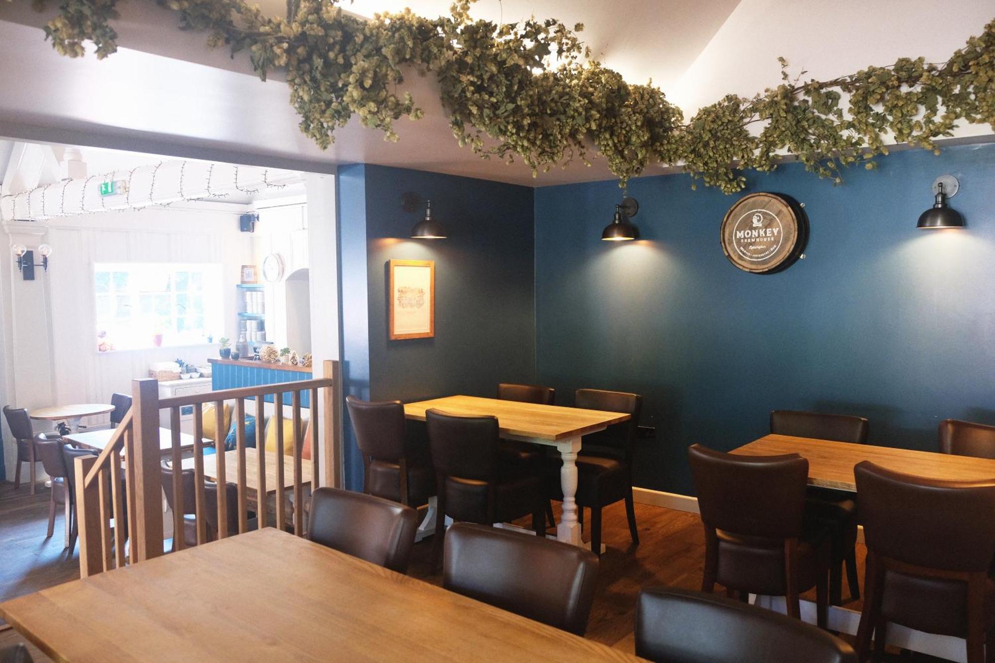 Monkey Brewhouse Hotel ลีมิงตัน ภายนอก รูปภาพ